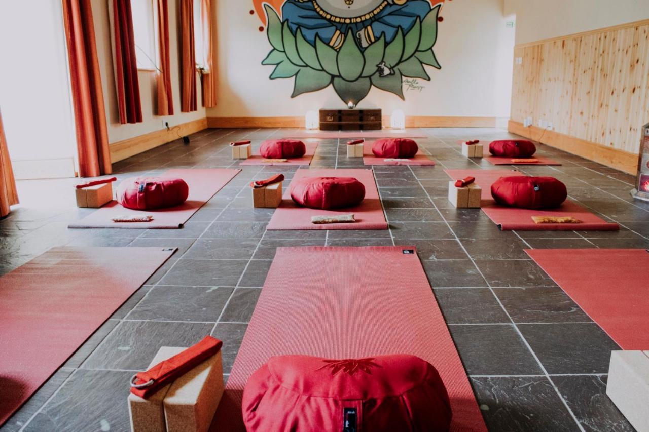 バーンスタプル Holwell Holistic Retreat Bed & Breakfast エクステリア 写真