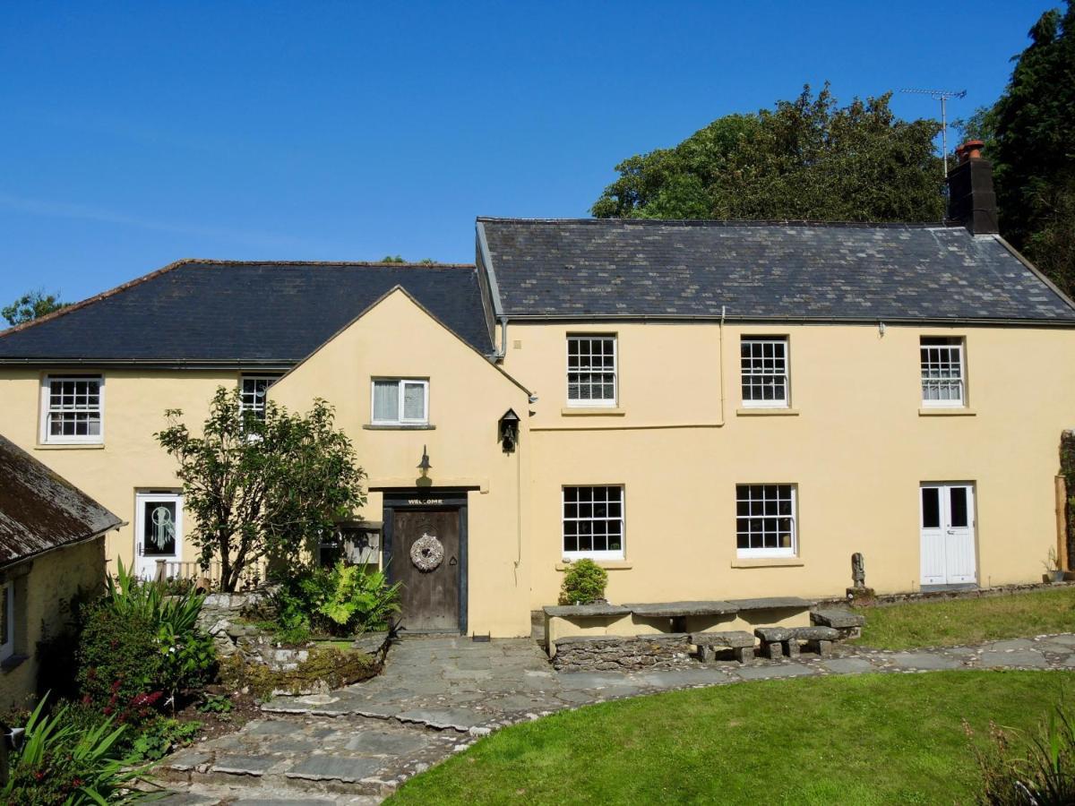 バーンスタプル Holwell Holistic Retreat Bed & Breakfast エクステリア 写真