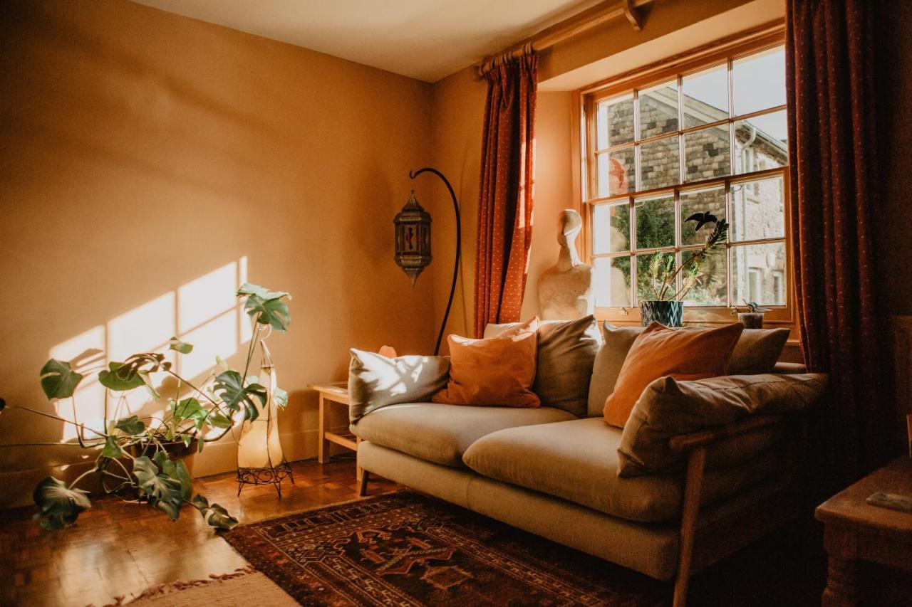 バーンスタプル Holwell Holistic Retreat Bed & Breakfast エクステリア 写真
