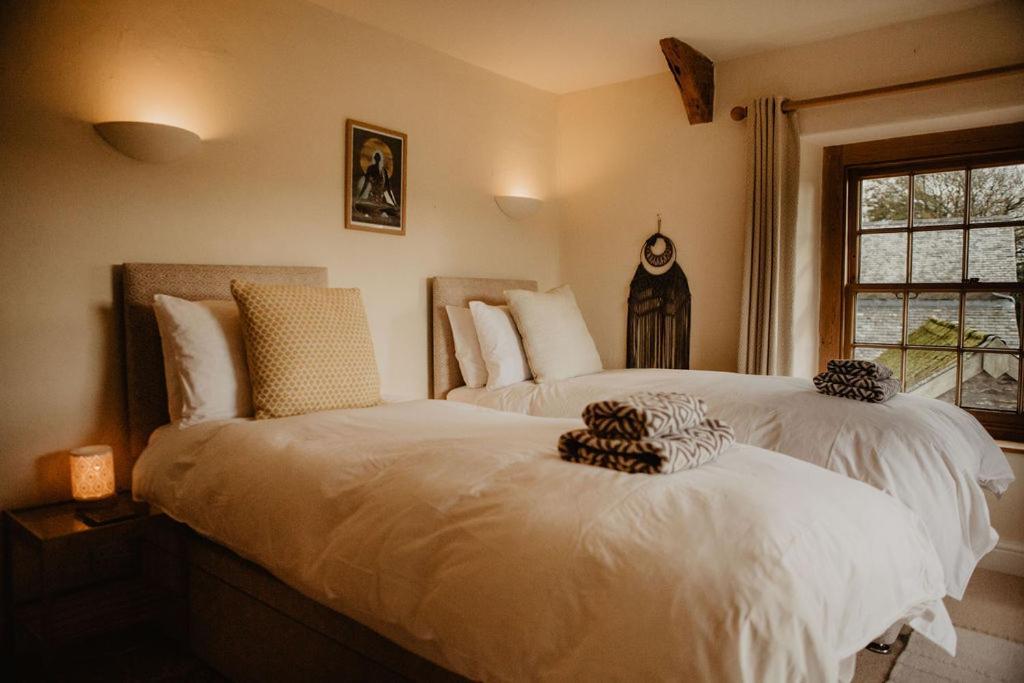 バーンスタプル Holwell Holistic Retreat Bed & Breakfast エクステリア 写真