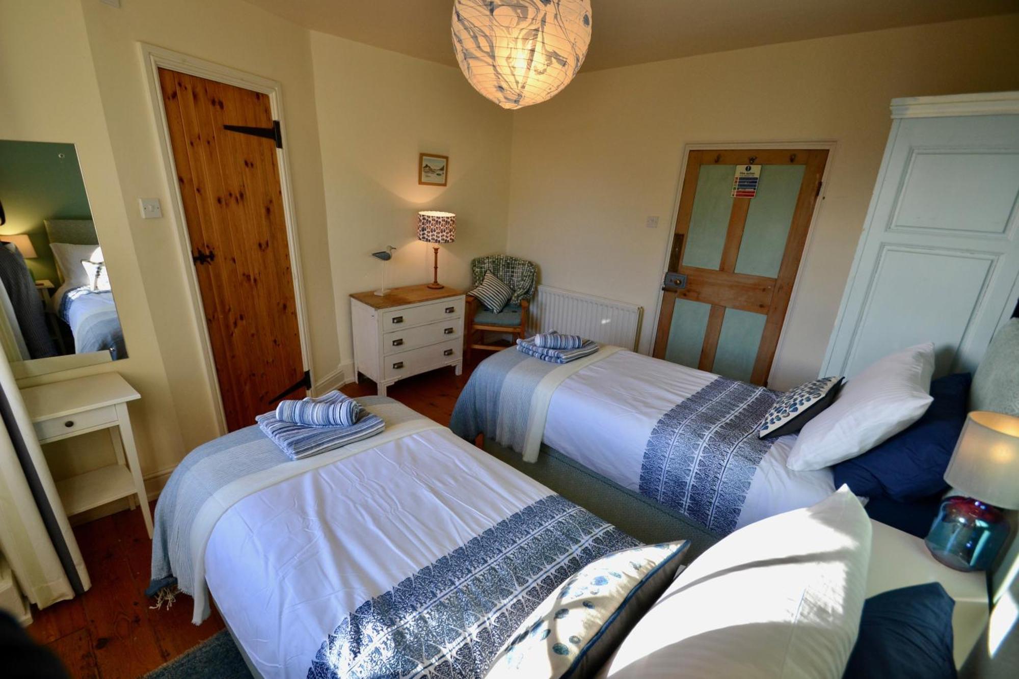 バーンスタプル Holwell Holistic Retreat Bed & Breakfast 部屋 写真