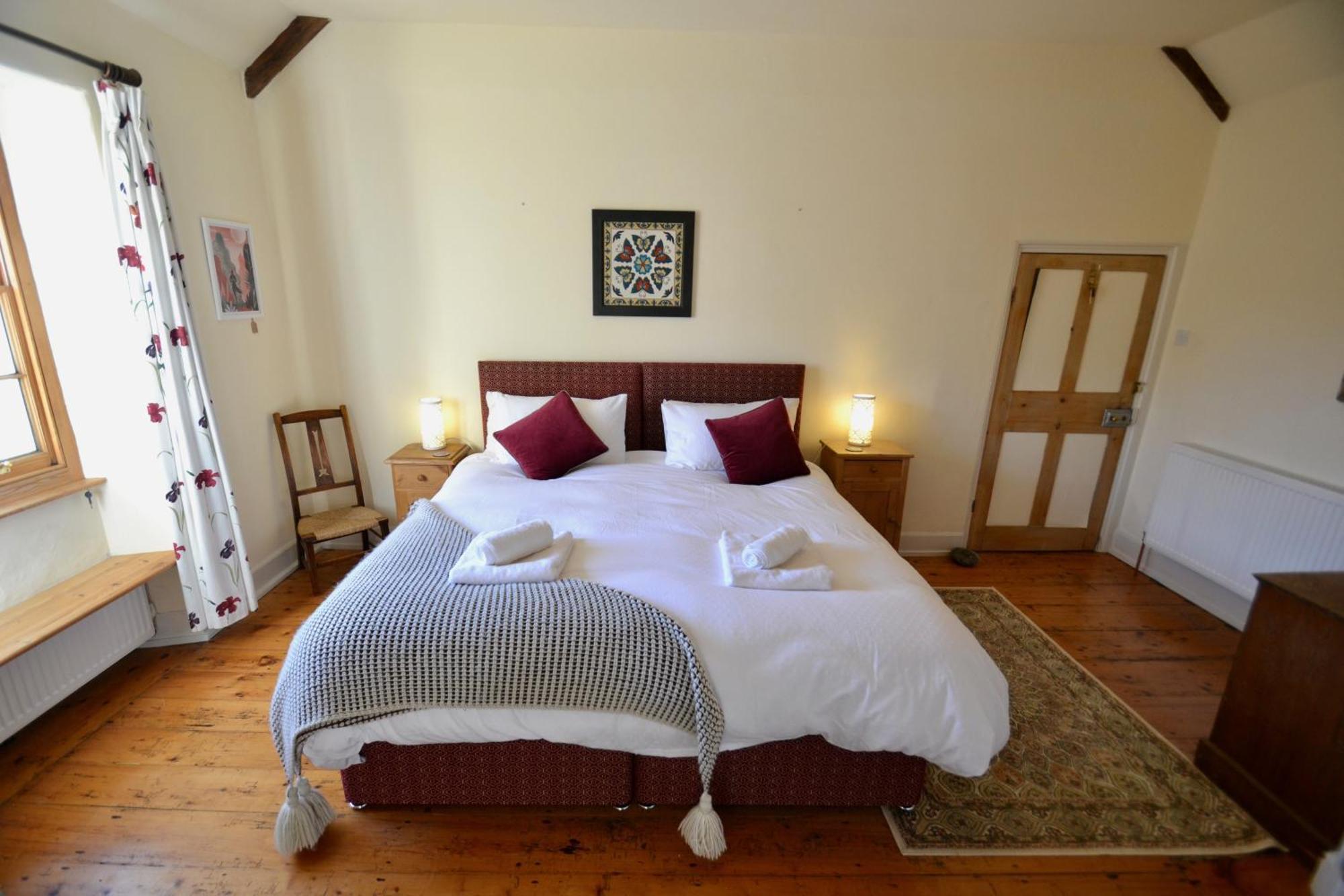 バーンスタプル Holwell Holistic Retreat Bed & Breakfast 部屋 写真