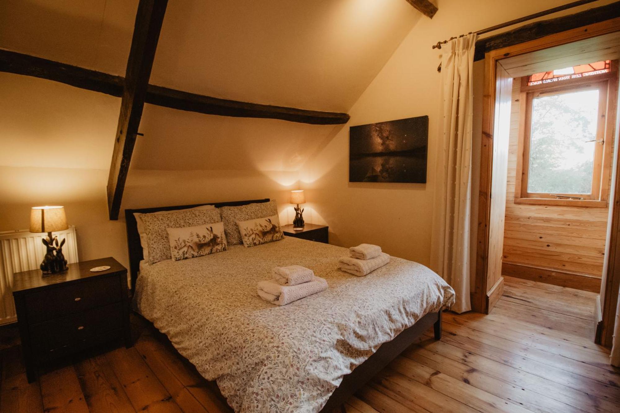 バーンスタプル Holwell Holistic Retreat Bed & Breakfast エクステリア 写真